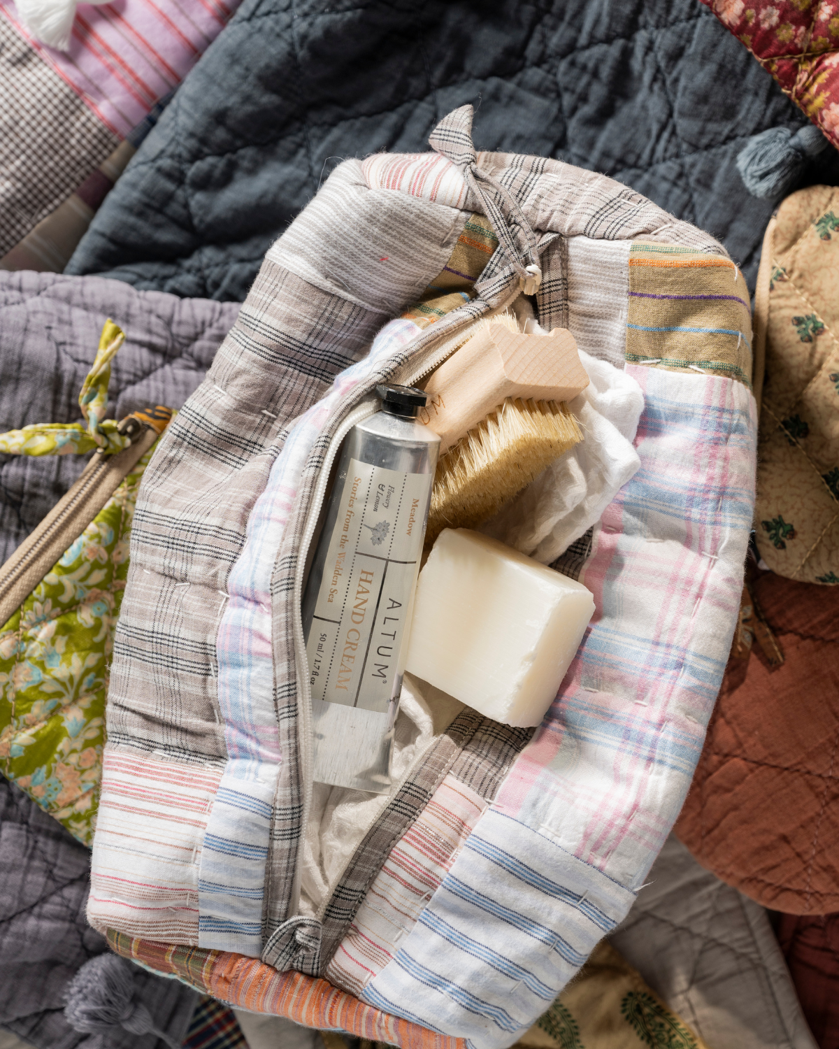 Toilettaske UNIKA quiltet patchwork m/indvendige lommer