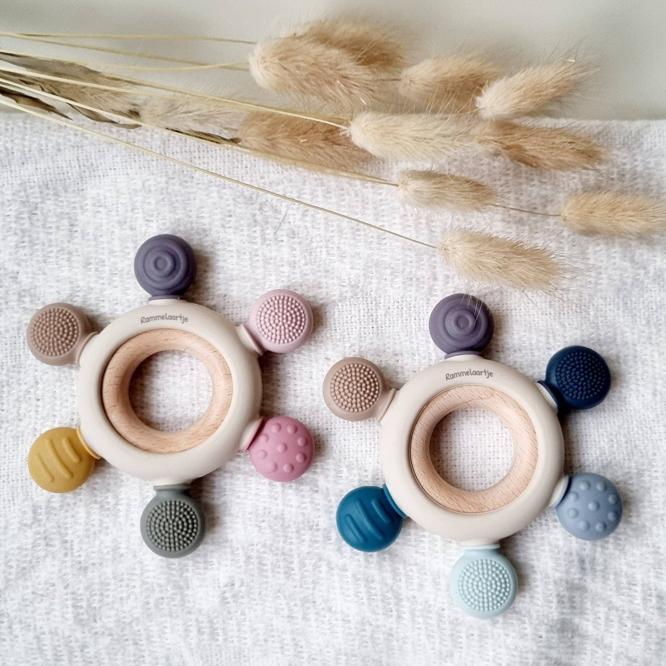 Multifarvet blå silicone bidering med bøgetræ