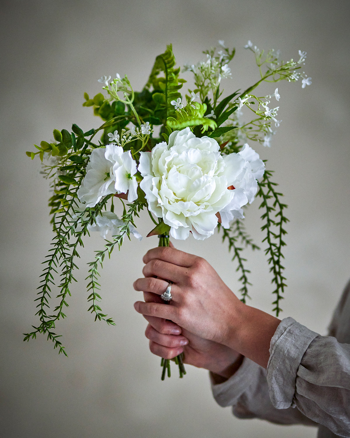 Lustre Buket – Hvid kunstig buket